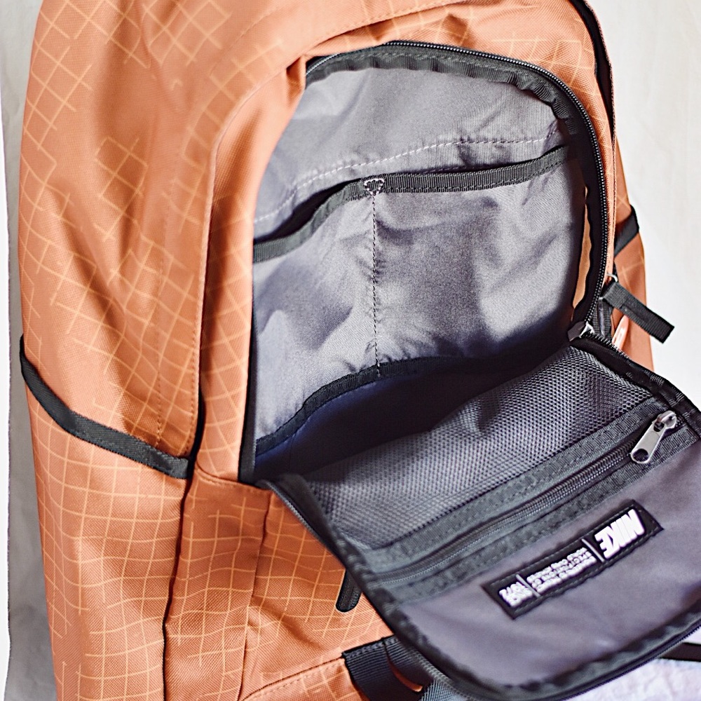 NEW Nike Backpack - Picture 5 of 9